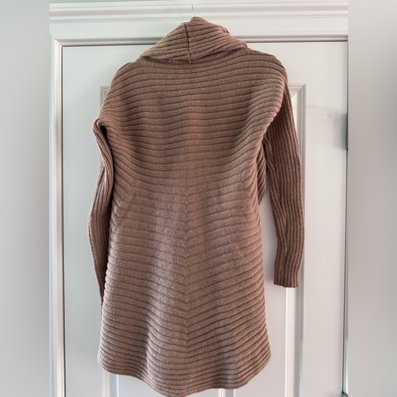 Peruvian Handmade Essential Magic Sweater Alpaca Blend OS Camel - Picture 13 of 15